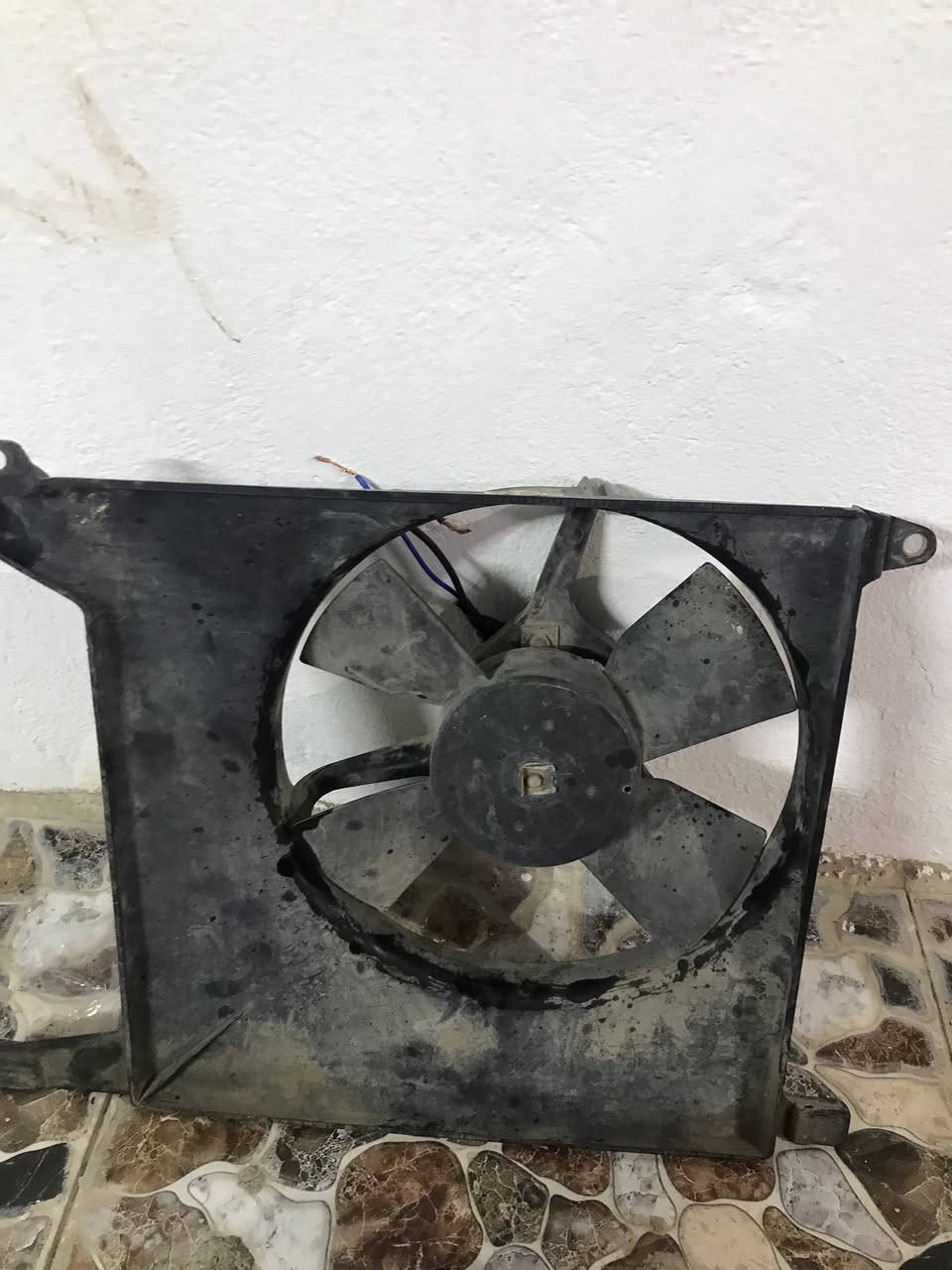 كوردى | عربي
پانکای ئۆپل مەکینە 16بۆ فرۆشتن بەشەرتی بۆربەرینگ و فحمە و ئیش کردن گەیاندن نیە 
_________
مروحة اوبل محرك 16 للبيع بيشرط بوربرنك و فحم و شغال بدون خدمة توصيل 

عنوان//كركوك دروازة
رقم هاتف و واتس اب///
كورك//***********
زين//***********
