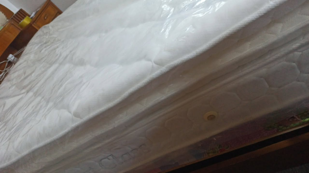 السلام عليكم دوشك فندقي طبي فول راحه طبقتين ماده جلاتينه علمود راحه الضهر ليوم وصلني وطلع غلط بل قياسات  المطيهن للشركه ليحب يشتري انزله من السعر ضمان بي 10 سنوات  بعده بجيسه مامفتوح ***********
