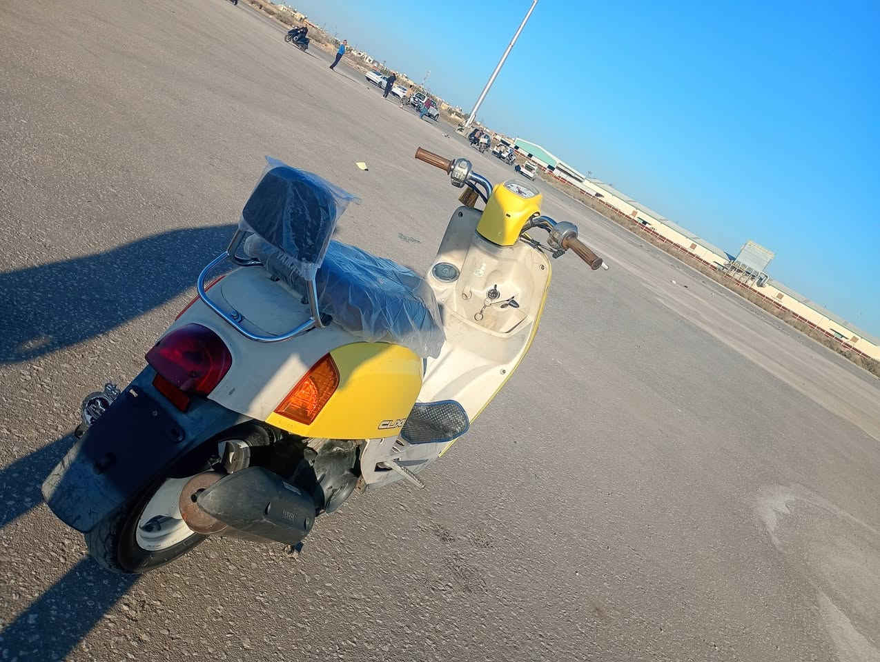 سلام عليكم بوليسي كابريتر لبيع صارلهه 25 يوم من طالعه من الرنبه داخل كريمي ختم واحد وي المكينه جاهزه ماناقصهه برغي مكاني كربلاء كنطرت السلام ليريدهه يتصل وبيه خير ويدلل ،‏‪0780 982 8302‬‏
