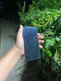 آيفون XS ماكس • آيفون 256 جيجا • ايفون تك سيم • XS ماكس • بطارية 74 • ...