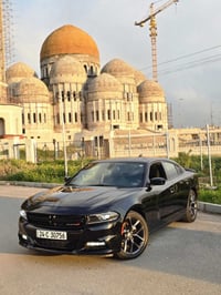 جارجر SXT  2023  عداد المسافه13300  نص فول  شاشه كبيره الحجم تدعم جميع...