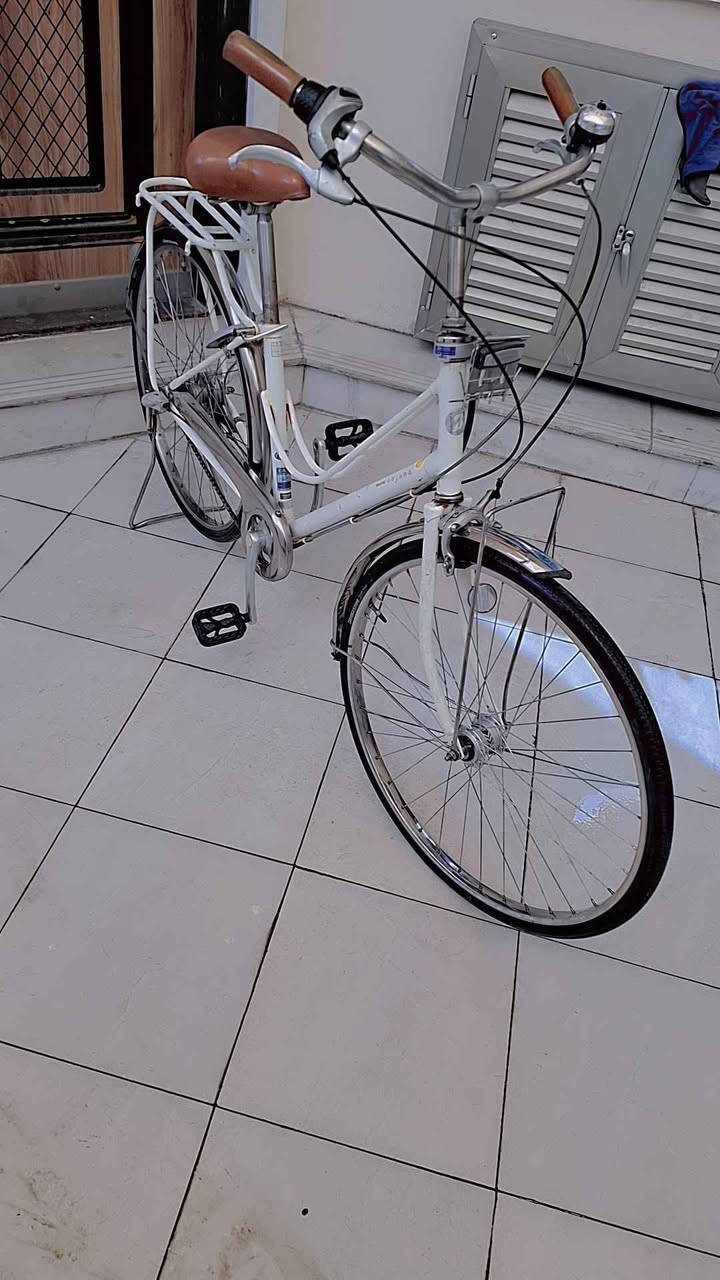 ‎بايسكل احسن نوعيه بناتي نوع برجستان حجم 26 سعر 125 وبي مجال اتصل وادلل الرقم ***********‎ بغداد, العراق
