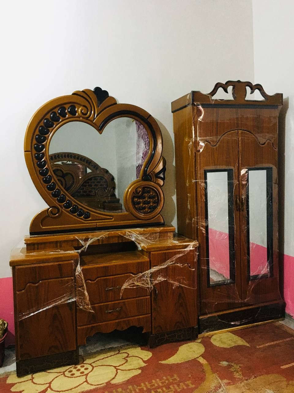 غرفه جديده مامستعمله ابد كامله مكمل
سعر:900
الرقم:***********
