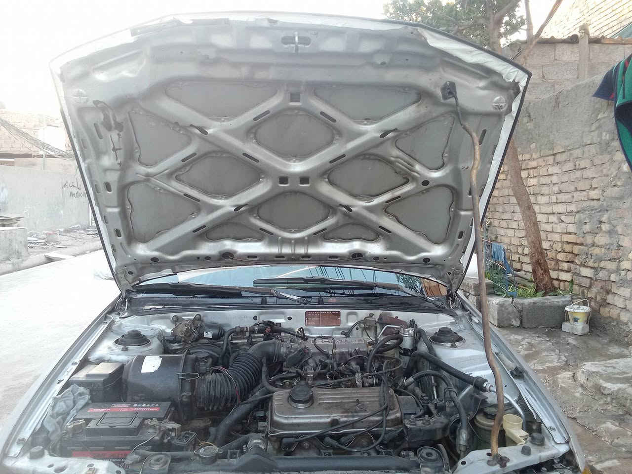 النترا دمعه موديل 93رقم ديالى دولي سنويه ل 30شرط التحويل محرك حاويه لاصرف ولا تبخير كير كذالك عادي كهربائيات شغاله تدفئة شغاله صدر زين تايرات زوج لمامي جدد ولخلفي نص عمر داخل حلو فرممات سليمات لسياره بيه جراد خفيف مسجل شغال  باتري جديد لسياره حلوه وناعمه ترايك وين مايعجبك ملاحضه اقره لمنشور زين قبل لا تتصل ولاتكلي شبيه مابيه كل لتفاصيل مذكوره لسعر 33$ وبيهه مجال قليل العنوان بعقوبة المفرك قرب الطرق والجسور رقم هاتف ***********
