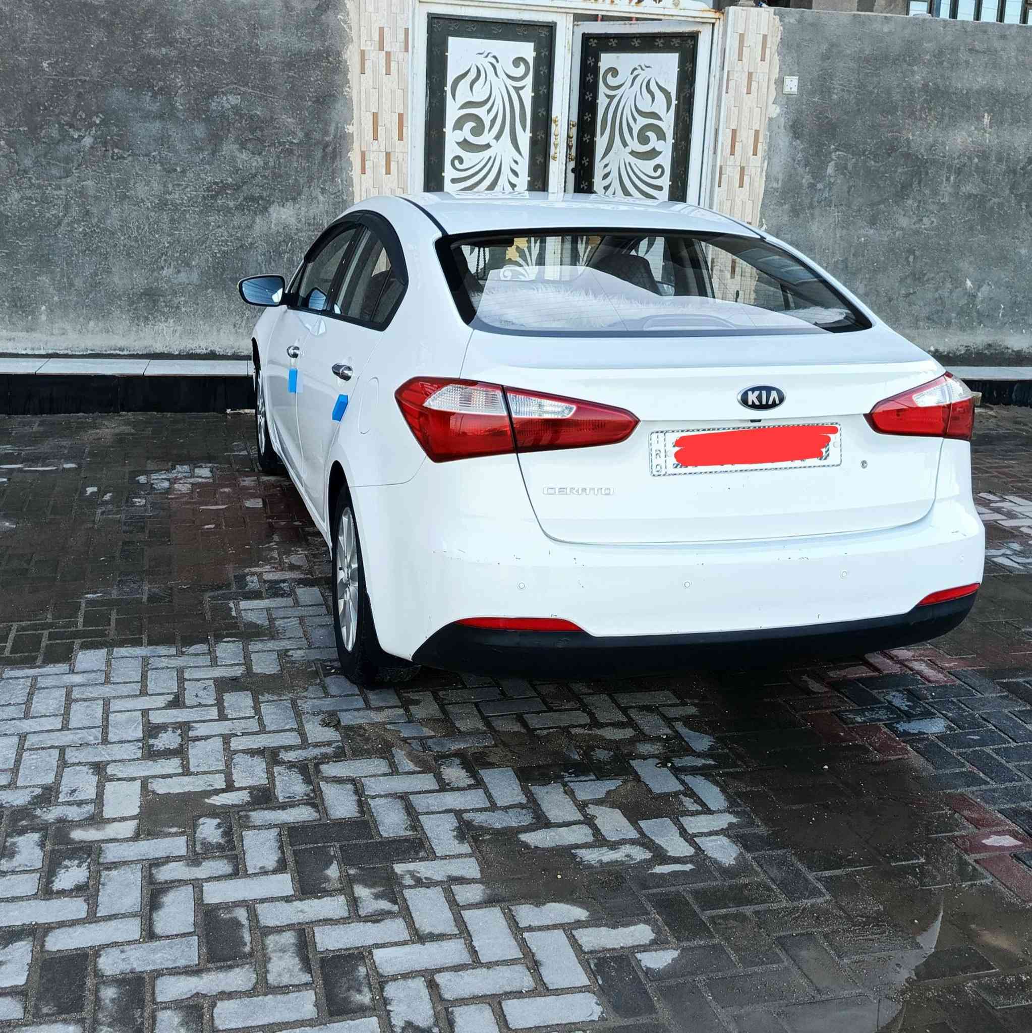 السلام عليكم
سيراتو 2014 خليجي مكفوله من تبديل والصبغ ماعدا المؤشر في السونار نص فول تبريد جاهز تخم تاير سياره جاهزه ونظيفه رقم مثنى انكليزي سنويه جديده باسمي تحويل ثاني يوم  السعر 125 الاتصال على الرقم ***********
