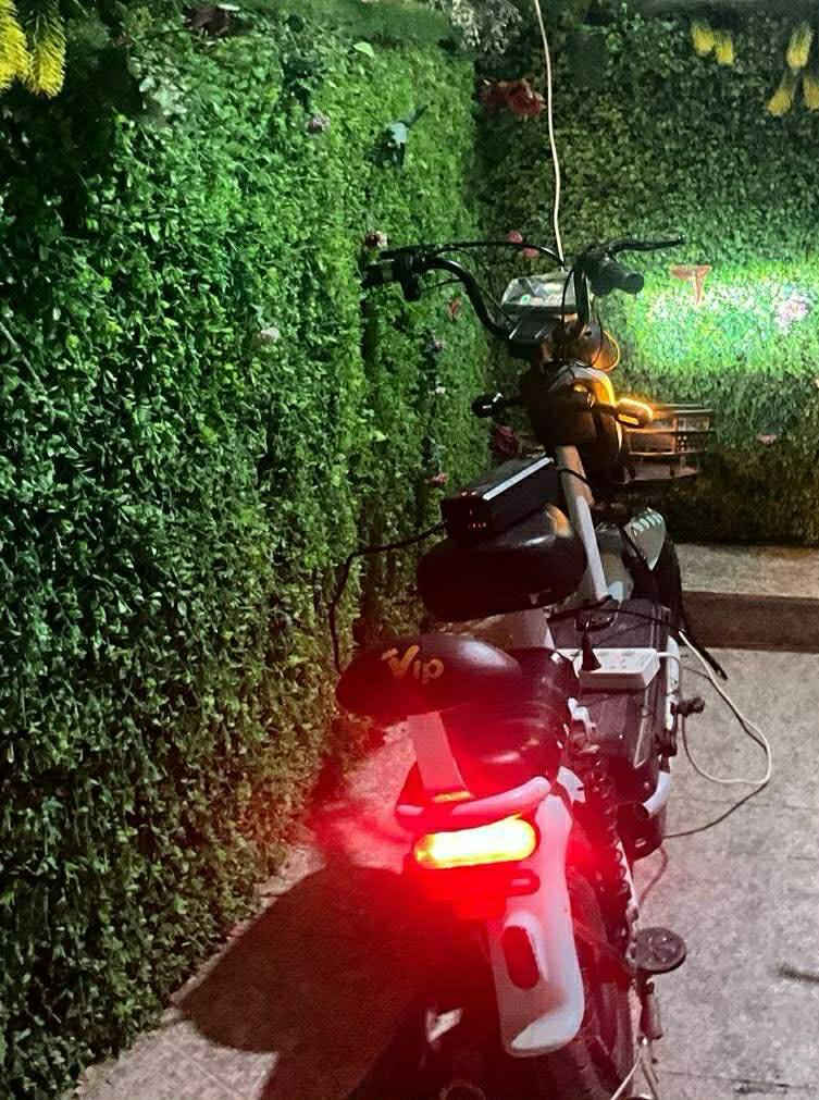 للبيع اغراض وبيهم مجال لاسعار تفضلو خاص وشعدكم للبيع دزو خاص


**إذا كنت صاحب هذا الإعلان وتريد حذفه لأي سبب، رجاءا أرسل رسالة إلى الدعم الفني**