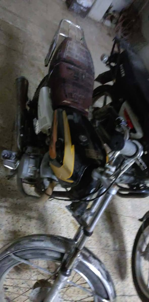 مطور ايران مكينه سخت يراني للبيع السعر 200 وبي مجال   تحريكه معدل نار  مكينه سخت ايران مو شراي لا يكسر   اطصال بل رقم الهاتف *********** ول خاص مفتوح مكاني الموصل جانب الايسر حي النور
