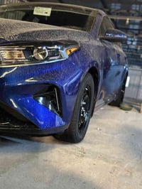 كيا فورتي 2024  كلين بدون حادث فقط دعاميه اماميه  السياره جديده بمعنى ...