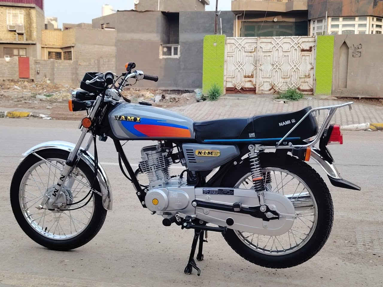 دراجه انامه متياز أوراق سكنر صالها ١٨ يوم من مشدوده 2027 سعر ٨٠٠ أو بيها مجال قليل مكاني واسط الصويره ***********
