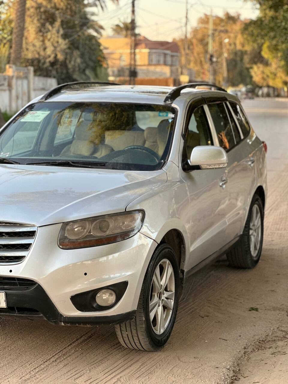 السلام عليكم سنتافي موديل 2010 السياره مجفيه ومصلحه فول مواصفات محرك 3500 كفاله وكير 6 نمر هم كفاله تبريد 3 قطع 7 راكب مكفوله شواصي ولغود وحوض السياره حلوه وتعمير حلو سنويتها لل 28 السعر 105 للأستفسار *********** مكاني نجف المناذره
