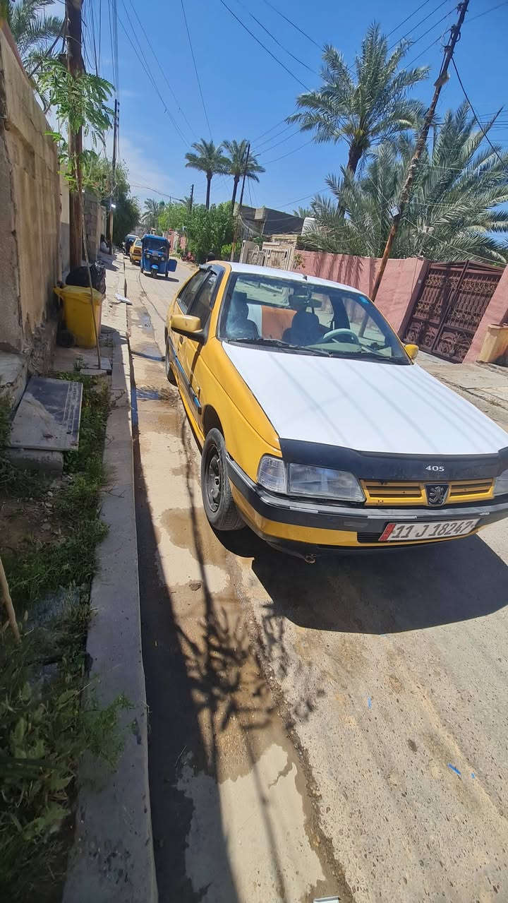 سلام عليكم بيجو جيل اكس موديل ٢٠١٠ رقم بغداد انكليزي بأسمي مكاني بغداد بوب الشام مكينه كير صدر خير من الله دوشمه جديده تايرات زينه سعر ٢٠ للستفسار ***********
