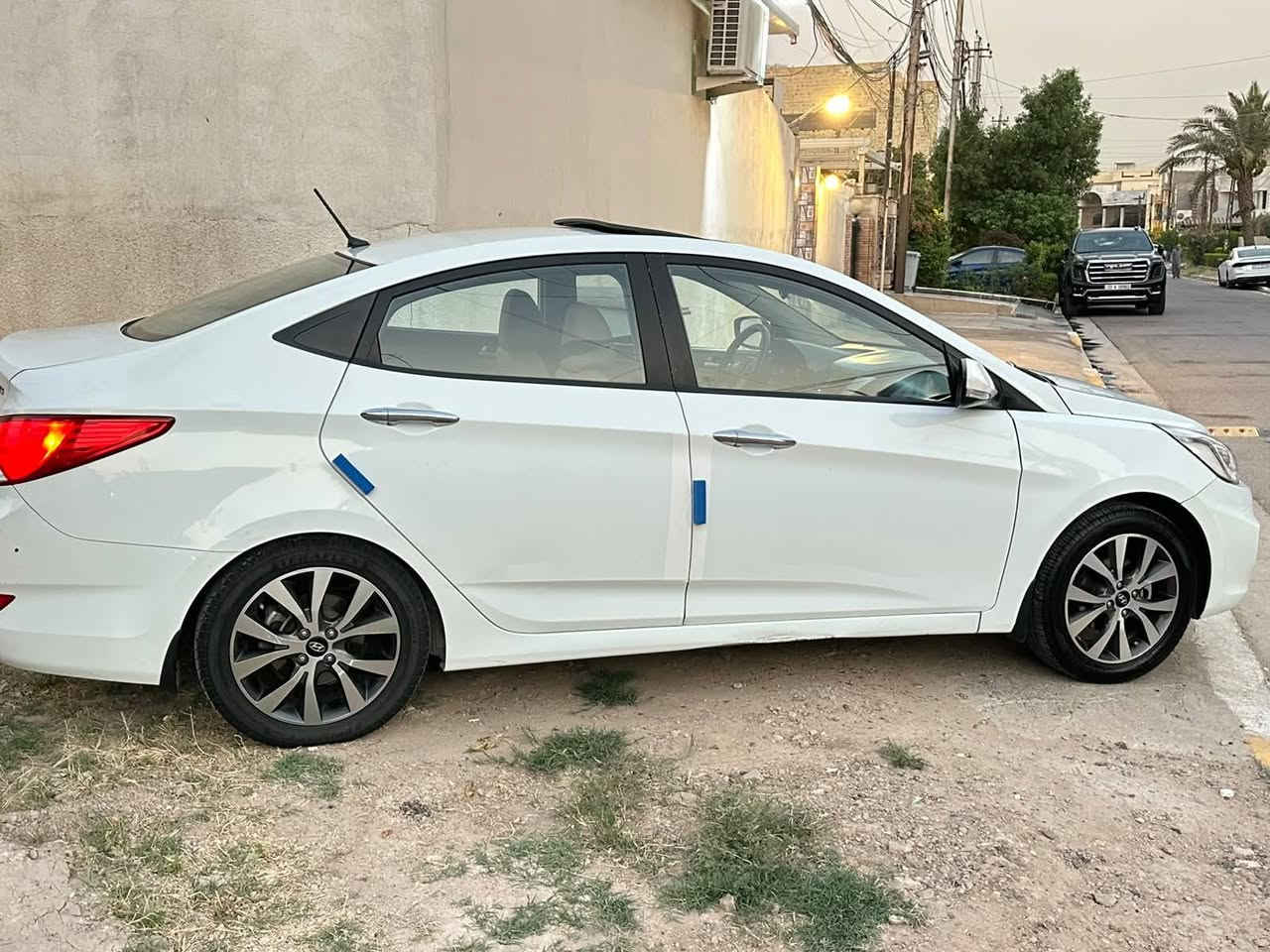 للبيع موديل 16 خليجي فول موصفات بلو
كفاله عامه من الضربه وصبغ
مكينه دوش  وكير كفاله
الصور وسونار موضحات بل منشور
تخم تاير باتري خير من الله السياره
رقم جديد دواخل نضيفه
المكان الاعظميه السعر 105
بيها مجال حك الجيه اتصال فقط
***********
