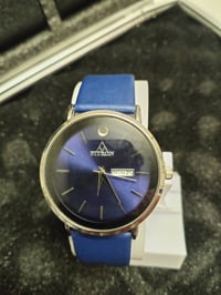 فيترون • عداد يومي وشهري • سير جلد انيقه