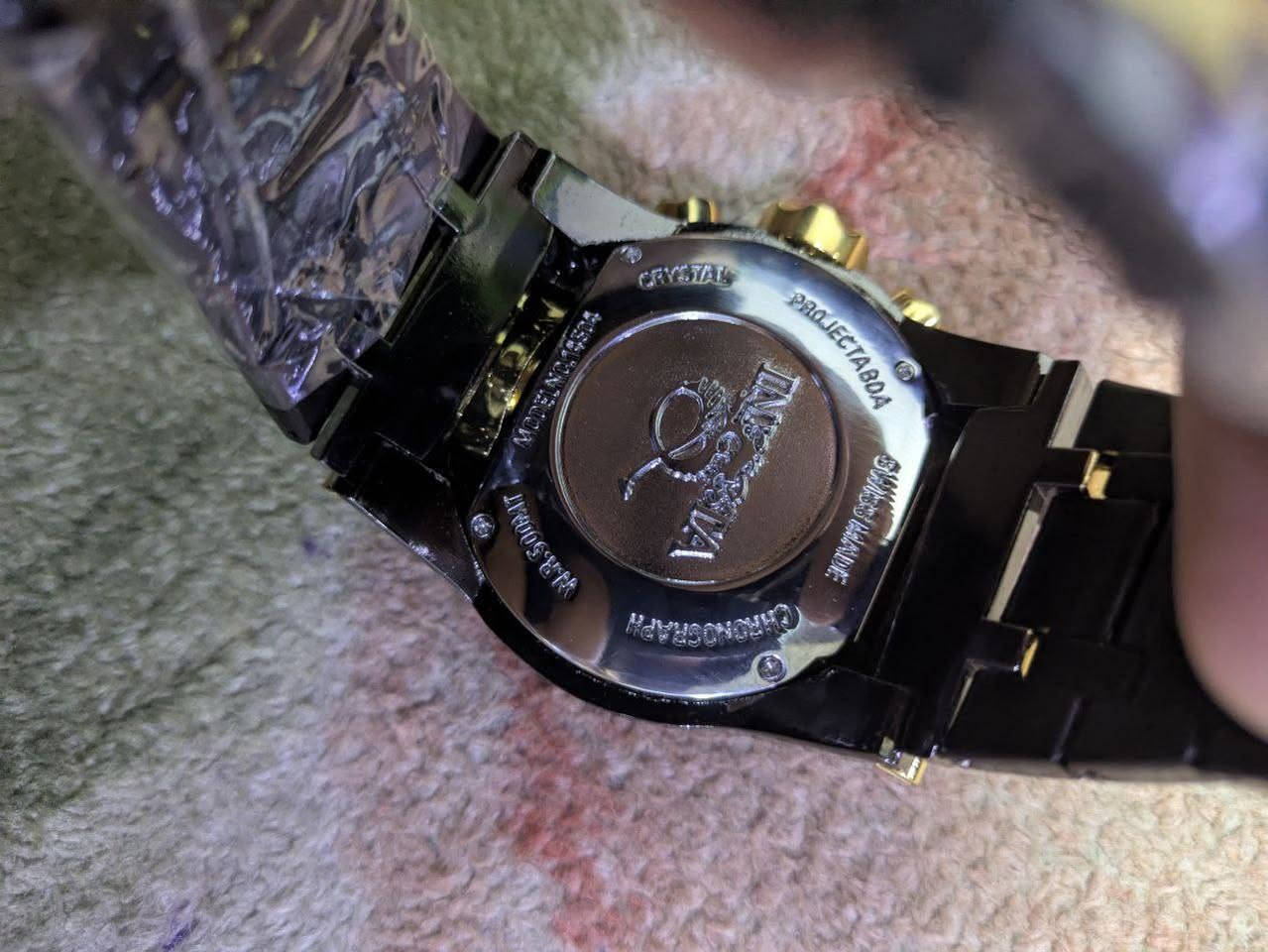 ساعة انفكتا لون اسود مينا دهبي قطعة جديدة لوك وزنها ثقيل كلش بي بل نص كيلو فد مره تكيل وضخم اليفيدة سعرة 70


**إذا كنت صاحب هذا الإعلان وتريد حذفه لأي سبب، رجاءا أرسل رسالة إلى الدعم الفني**