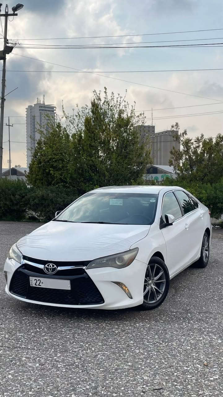 تويوتا كامرى 2015 ئێس ئى سبى به فرى
كير مه كينه ته بريد به شەرت
مواسه فاتى محروفه شاشه و كاميره كوشن جلد كوشن كاره با سىێ گێر گێر له سوكان سوکان فۆلیۆم و تحدید سورحەگيج نيو ديجتال ئاوينه
كاره با
سێ پارجه و نيو  كەميك تحدلى هەیه
به ناوى خۆمه
لەهه وليرم
نرخى / ١٣٩مه عامەلە
*********** أربيل, العراق
