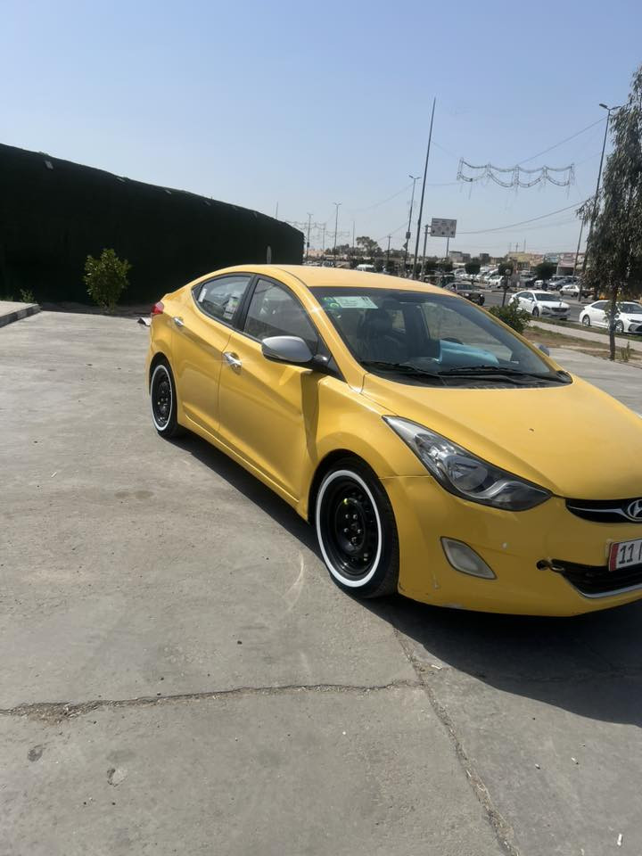 أفانتي ٢٠١٢ خليجي كفالة عامة
كير ومكينة جدد ممفتوحات بدون معجون صبغة اولة دوشمةعامة بل كاضمية تخم تاير جديد صدر جديد تبريد ثلج مابيهة اي نقص السعر ٩٣ وبيهة مجال عنواي بغداد لامين 
***********
