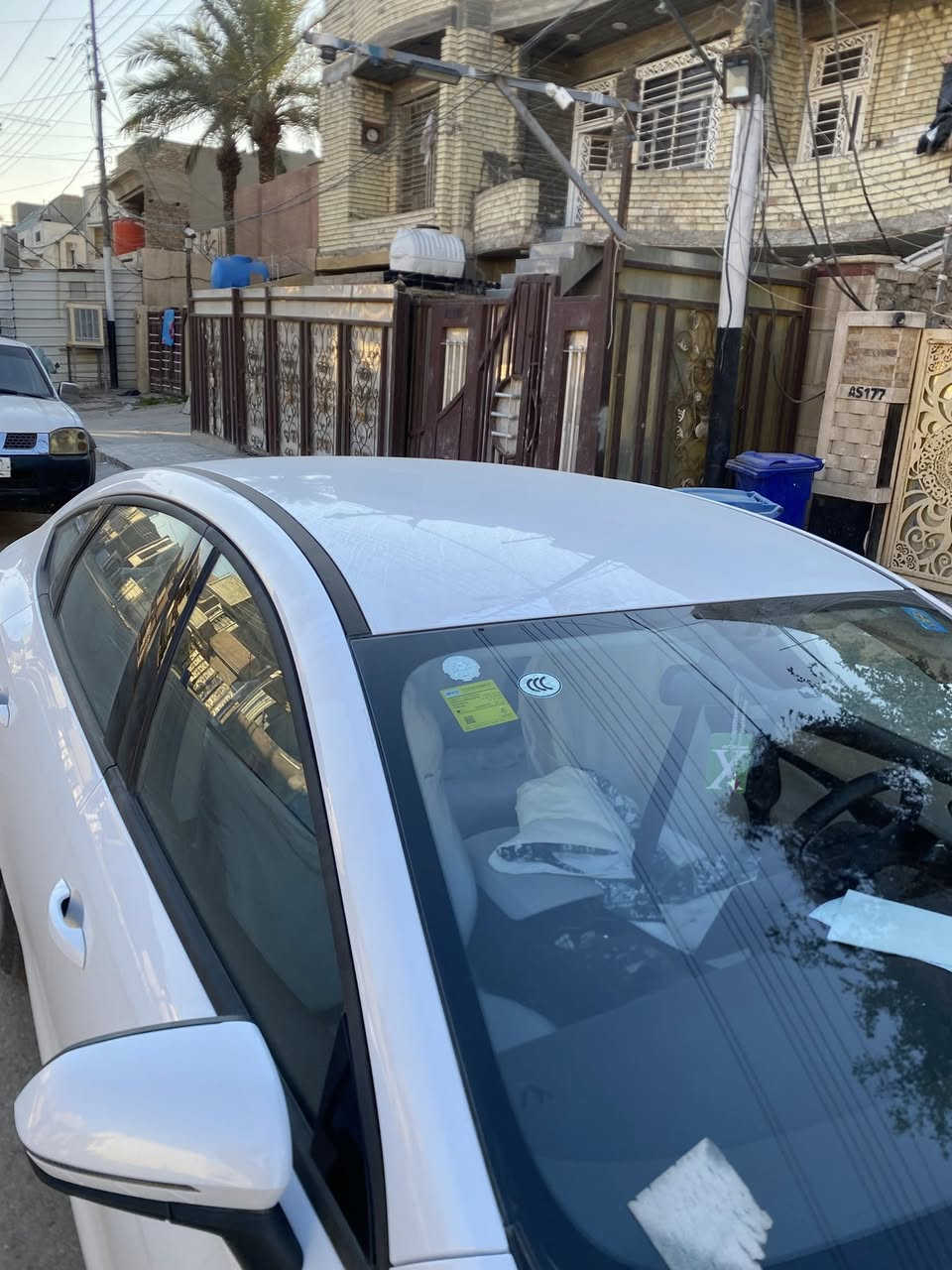 pyd sal05
مواصفاتها معروفه داخل ابيض بصمه تشغيل عن بعد حساسات خلفيه السياره اخت الزيرو ماشيه 4 الاف كفاله عامه عده هاي الرصعه اموضحها بل منشور السياره امرقم بغداد بسمي تحويل  ثاني يوم مكاني بغداد حي الاعلام شارع البداله 
السعر 18700
***********
