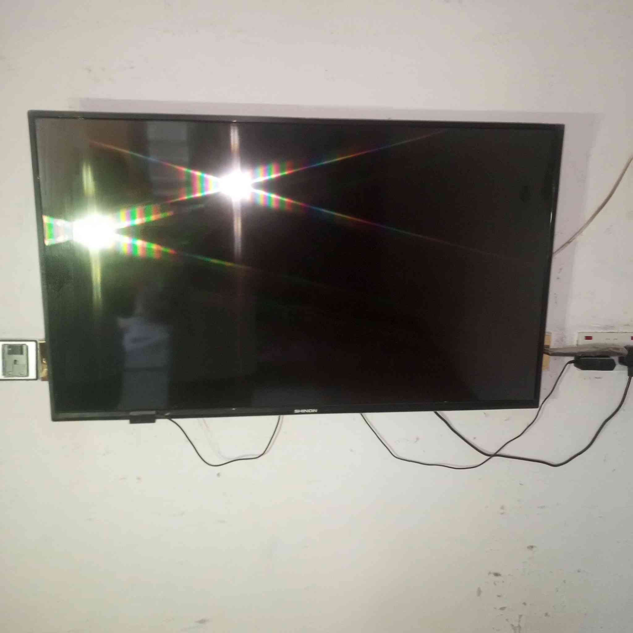 سلام عليكم غراض للبيع مكان بغداد الشعله للستفسار ***********
