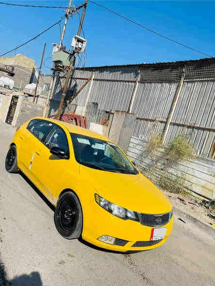 السلام عليكم فورتي موديل 2013
سياره حلوه و جاهز كل نقص ما بيه صبغته جديده
كير و مكينه و تراي خير من الله تبريد ثلج صدر جديد تخم تاير جديد كهربائيات جاهز غرفته مدوشمه سياره احلى من الصور وارد أمريكي حادث بنيد و جاملغ فقط 
كلشي موضح بل سونار 
رقم بغداد الماني باسمي 
مكاني بغداد 
السعر 88 ورقه بيه مجال كلشي موجود بل سوق 
رقم هاتف: ‭0771 396 1440‬
ما متواجد على النت
