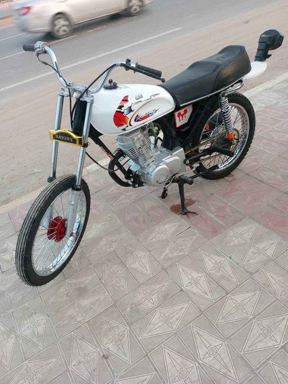 سلام عليكم دراجه للبيع مكينه مفتوحه بس ولفات مكاني ناصريه مركز مستعجل علئ بيعتهه. وهاذه رقمي ***********
