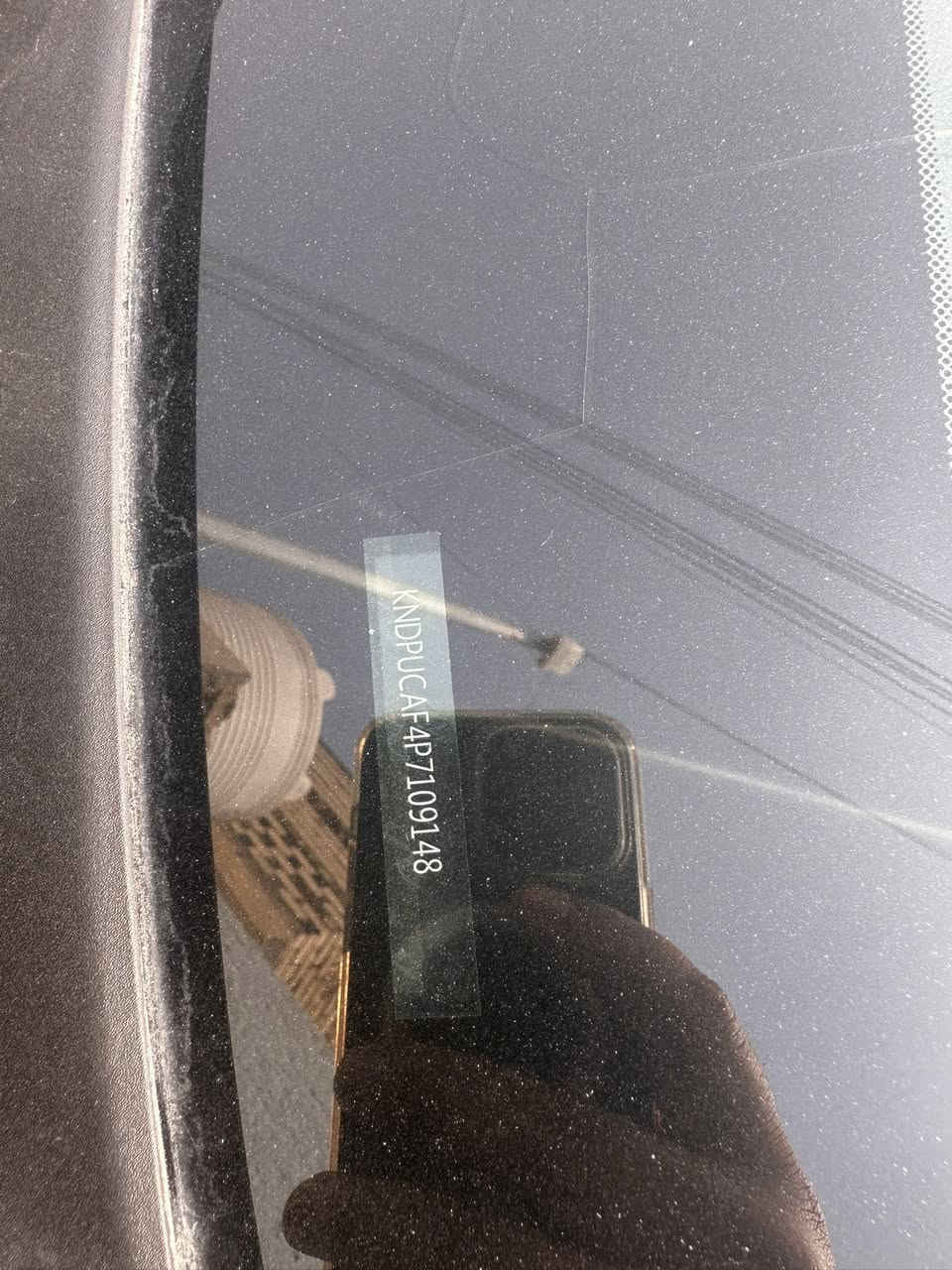 سبورتج موديل 2023
وارد امريكي فقط بنيد مرجعينه ع البارد
فول مواصفات عدا الفتحه
ماشيه 28الف السياره كارتون
بدون رقم حره تترقم اي محافظه
السعر 180وبيها مجال
مكان السياره الناصريه المركز
رقم الهاتف 

‭٠٧٨١ ٦٢٤ ٨١٨٢‬
