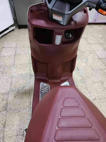 السلام عليكم ماطور الريان لونين شرط لوك جلخ ما بي السعر مليون ١٥٠ بي مجال قليل ***********
