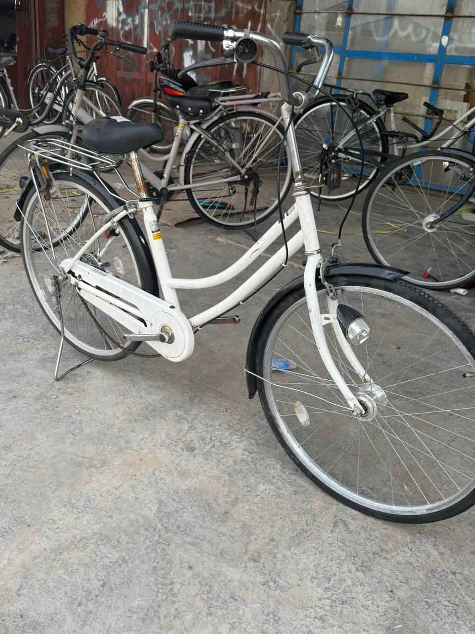 بايسكل باله ياباني اصلي 
السعر 140 الف 
توصيل بغداد 5 الاطراف 10 
محافظات 20


**إذا كنت صاحب هذا الإعلان وتريد حذفه لأي سبب، رجاءا أرسل رسالة إلى الدعم الفني**