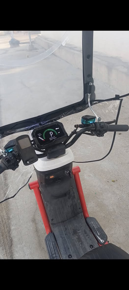 دراجە شحن للبیع اخو الجدید صارلي شهرین و نص مشتریە ، اربع بطاریات دبل و ملف [1000] ویاهە جادر مال مطر ، سعر 390 و بیهە مجال بسیط للطیبین 🤍
العنوان ، شورجە یم المحطە مال بانزین 
الرقم : ***********
