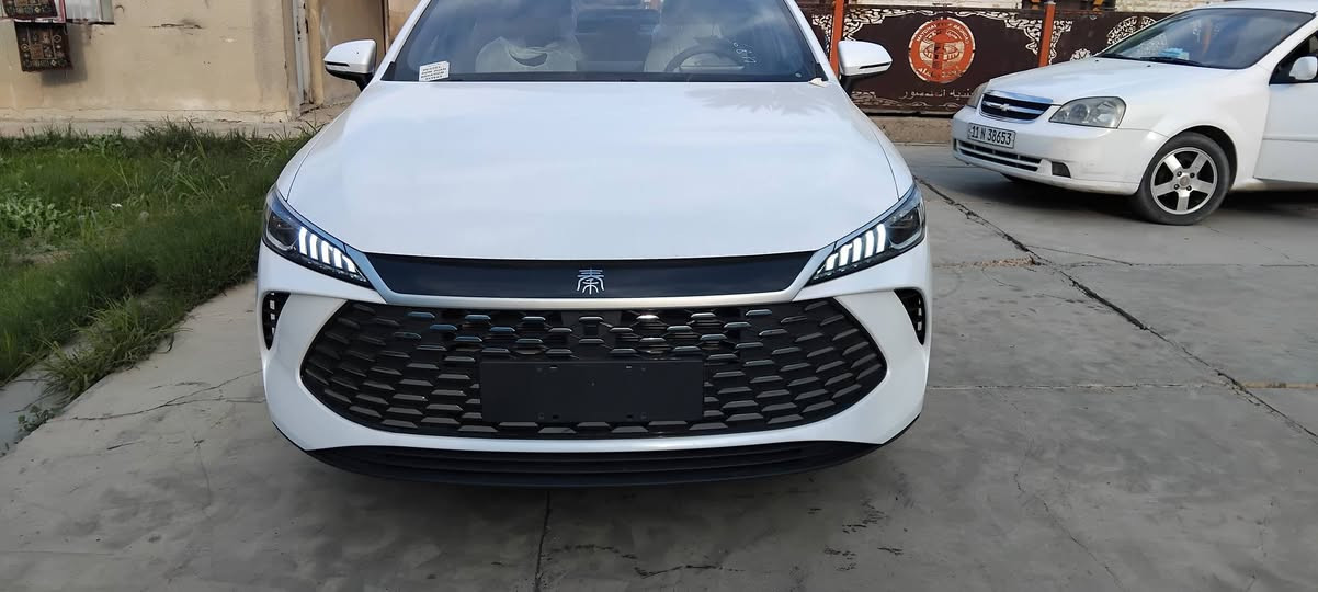 سلام عليكم عروض  عروض نهايه السنة ١٧٤٥٠ صافي بدون دلاليه بدون عموله فقط فقط ١٧٤٥٠  جيب وياك وحصل على بي واي دي ابيض داخل ابيض  المميز   مكان اليرموك رقم هاتف ***********
