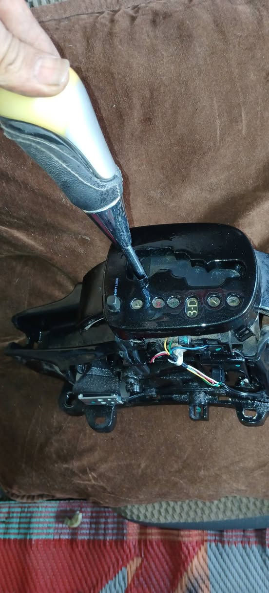 السلام عليكم سياره تفصيخ فاو لولي جميع الغراض متوفر مكان الطالبيه بغداد يوجد توصيل ***********
