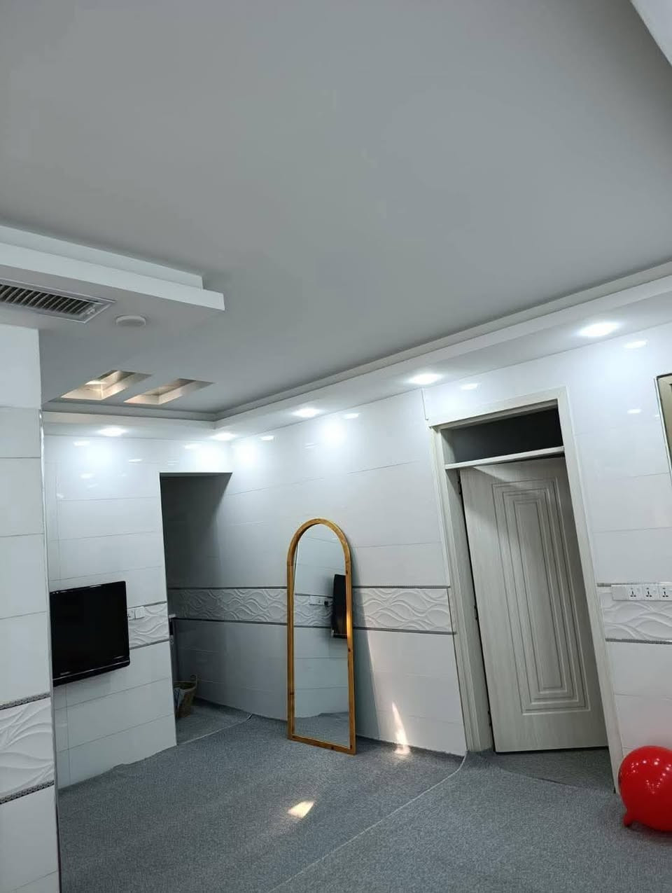 🏠خانو بۆفرۆشتن
کەلار/سەرکەوتن
110مەتر نزیک مزگەوت ئەندازیاران
فول مواسەفات دروستکراوە
مەغریبیە دەکتە خانویەکی تازەوجوانە
بۆزانینی نرخ پەیوەندی بکەن یان کۆمێنت بکە
***********
