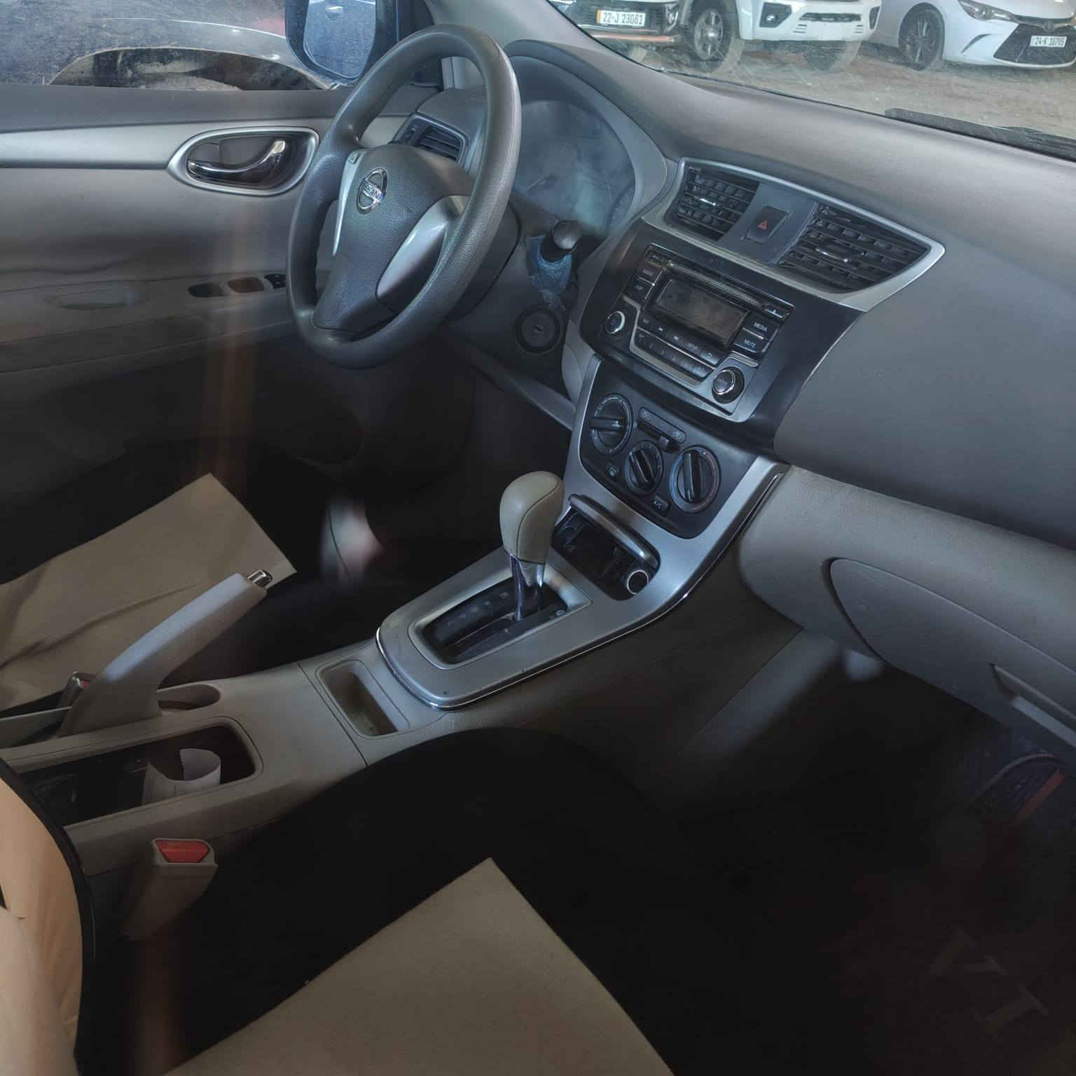 سلام عليكم للبيع سنترا خليجي مكينه 16 (2018) سلفر رقم نينوئ دولي به 4قطع  شرط بدون دواخل ال سعر (112)وبه مجال الموقع ربيعه عوينات (***********)
