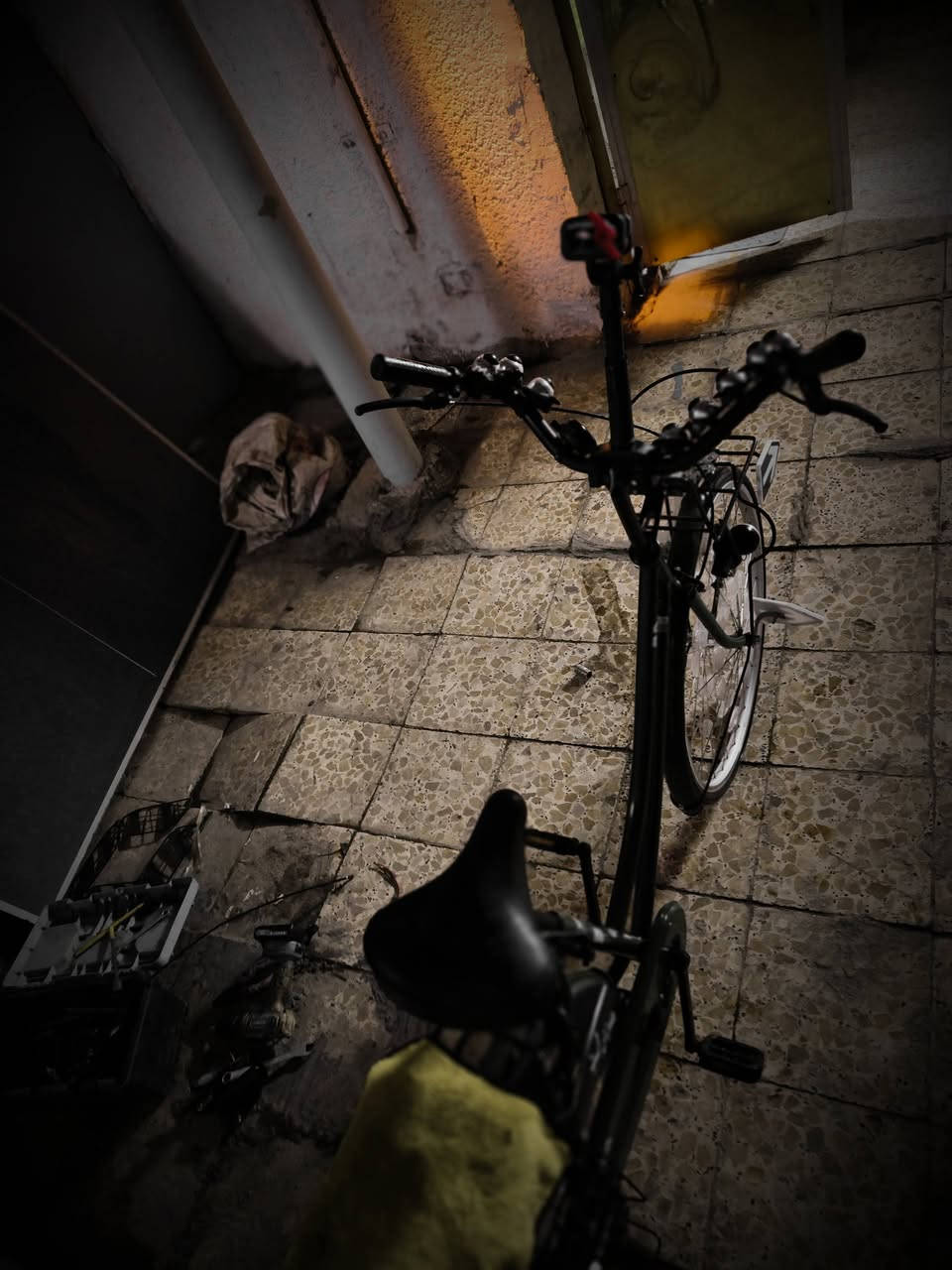 بـايسكـلات للـبيع الزيتوني ١٣٥ جديد والبرتقالي ٩٠وبي مجال امبدل قبع صينية فقط ***********
