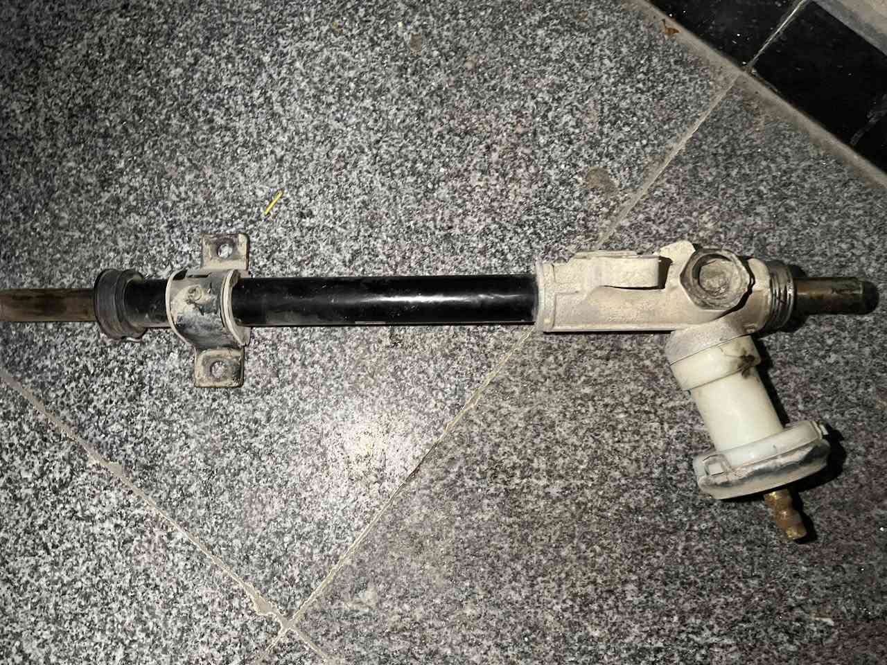 السلام عليكم

لايت كيا ريو 2013 صفحة اليمين خليجي

مشط ستيرن جديد كلش مال تفصيخ 
العنوان البصرة

‭0771 209 6382‬
