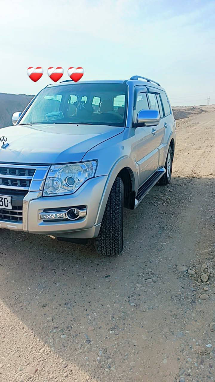 سلام عليكم
باجيرو 2018
السياره بيه قطعه صبغ الجاملغ مال السايق بدون فتح 
رقم الهاتف ***********
السعر185
