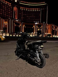 شباب  اقره المنشور عدل  دراجه سكنس نثيه  محرك 58.5 كلشي شغال بيها كهرب...