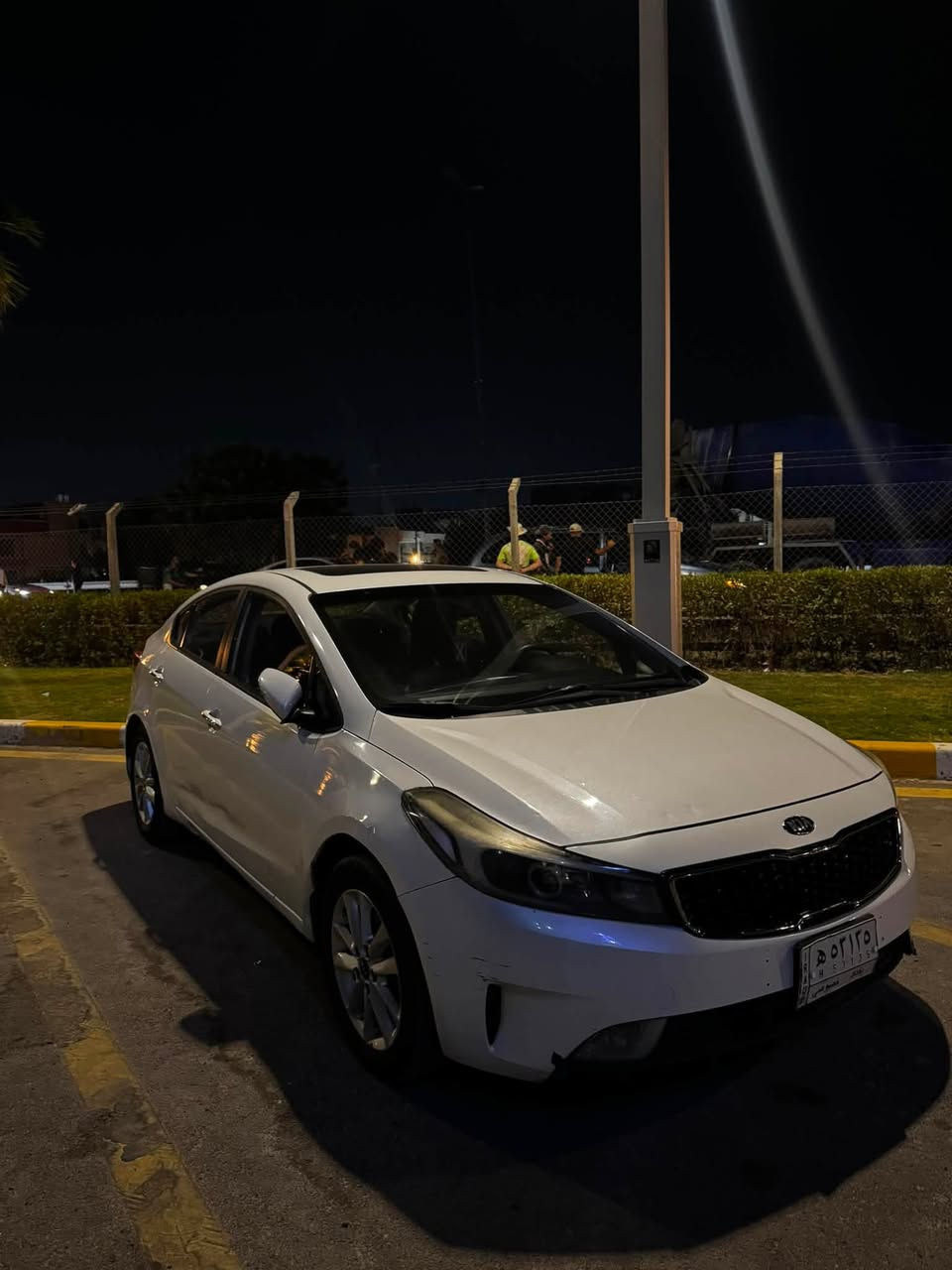 🚗 للبيع كيا سيراتو 2018 وارد خليجي
- موديل: 2018

- وارد خليجي

- ماشيه 172 ألف كم

- فتحة سقف

- المكينة والكير مكفولات وما بيهن أي ملاحظة

- الدواخل نظيفة وتلمع، بحالة ممتازة

- السيارة استخدام شخصي ومحافظ عليها

🔹 الملاحظة الوحيدة: الدعامية الخلفية مبدلة ، وبنيد مبدل 

* الرقم مميز مالتها , رقم بغداد

السيارة جاهزة للفحص بأي مكان، والجاد يتفضل على الخاص أو الاتصال للاستفسار والسوم.

اكو شوي ملاحظات بالباب خفيفة اصلا ممبينه

للاتصال :

***********

مكاني بغداد العامريه
