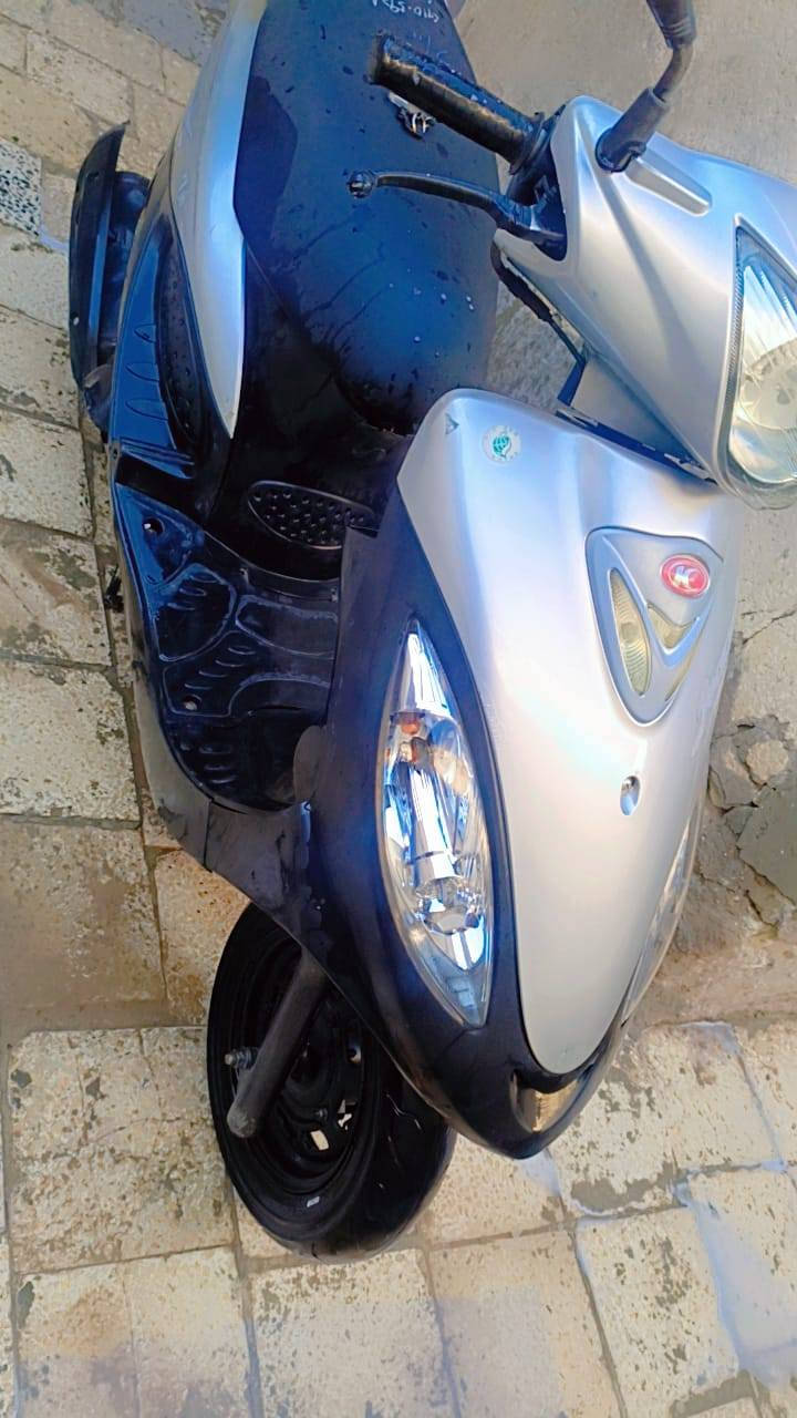 سلام عليكم دراجه مكفوله كفاله عامه موديل 15 مكينه 150 برغي مامفتوح ونضيفه لاتنقيص ولا تبخير تجي تفحص وتشوف السعر.  خاص   المكان ناصريه  قضاء الفجر تجمع كامكو الرفاعي 💪🏼 واتساب 0777079697


**إذا كنت صاحب هذا الإعلان وتريد حذفه لأي سبب، رجاءا أرسل رسالة إلى الدعم الفني**