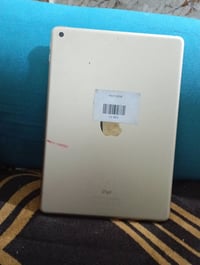 ايباد • ذاكرة ٣٢ • بدون تصليح