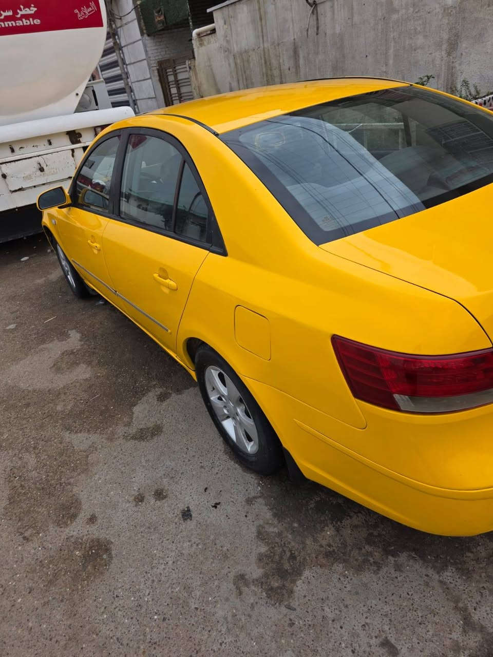 سلام عليكم
سوناتا. 2009
خليجي رقم الحديث المثنئ اصل تكسي الامارات مصبوغ عام صبغه جديده كامله ع اخر حبة بيه صرف دهن قليل 
*********** عنوان السياره بغداد
