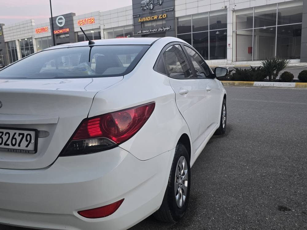 هوندا أكسنت 2018 خليجي
مواصفات: أوتوماتيك عادي،  ومرايا كهرباء، تحكم استيرن  (فوليوم)، تثبيت سرعة، حساس، داخلية  بيج. ABS
السيارة كولش حلو جيدة ، المحرك والجير والتبريد ممتازة،
 سنوية جديدة باسمي، جاهزة للتحويل تنييوم بدون غرامة.
الصبغ: 3 قطع صبغ فقط بدون داخل
السعر: 103 ورقة بيمجل بصيط

للاستفسار:
***********
السليمانية – داخل المدينة فقط للبيع السليمانية, العراق
