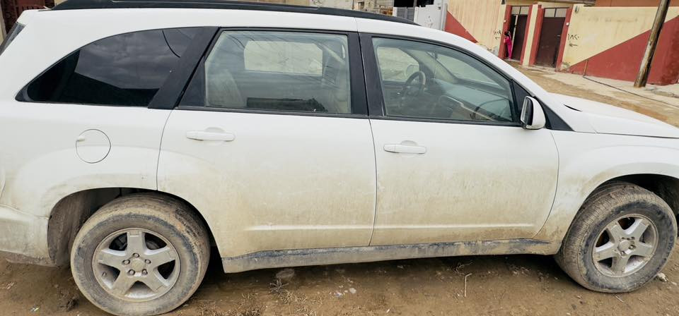 سوزوكي XL7  2007 رقم نينوى مسطرة
محرك 6 سلندر 3.6 لتر 

مواصفات السيارة معروفة الاعتيادية تحكمات كشنات جلد ثلاث قطع تبريد و تدفئة  سبعة راكب 

السيارة مصبوغة حزام 

مكان السيارة الموصل 

للتواصل 

***********

***********
