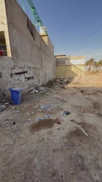 قطعه للبيع جسر ديالى  قرب الجنسيه  مقابيل النزله مال سكله المساحه 100 ...