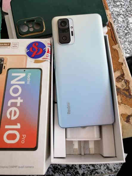 السلام عليكم جهاز للبيع ريدمي نوت 10 برو نضيف مكفول من العطل ولزلغ ذاكره ١٢٨ السعر 140 شراي يتصل *********** الحناكية
