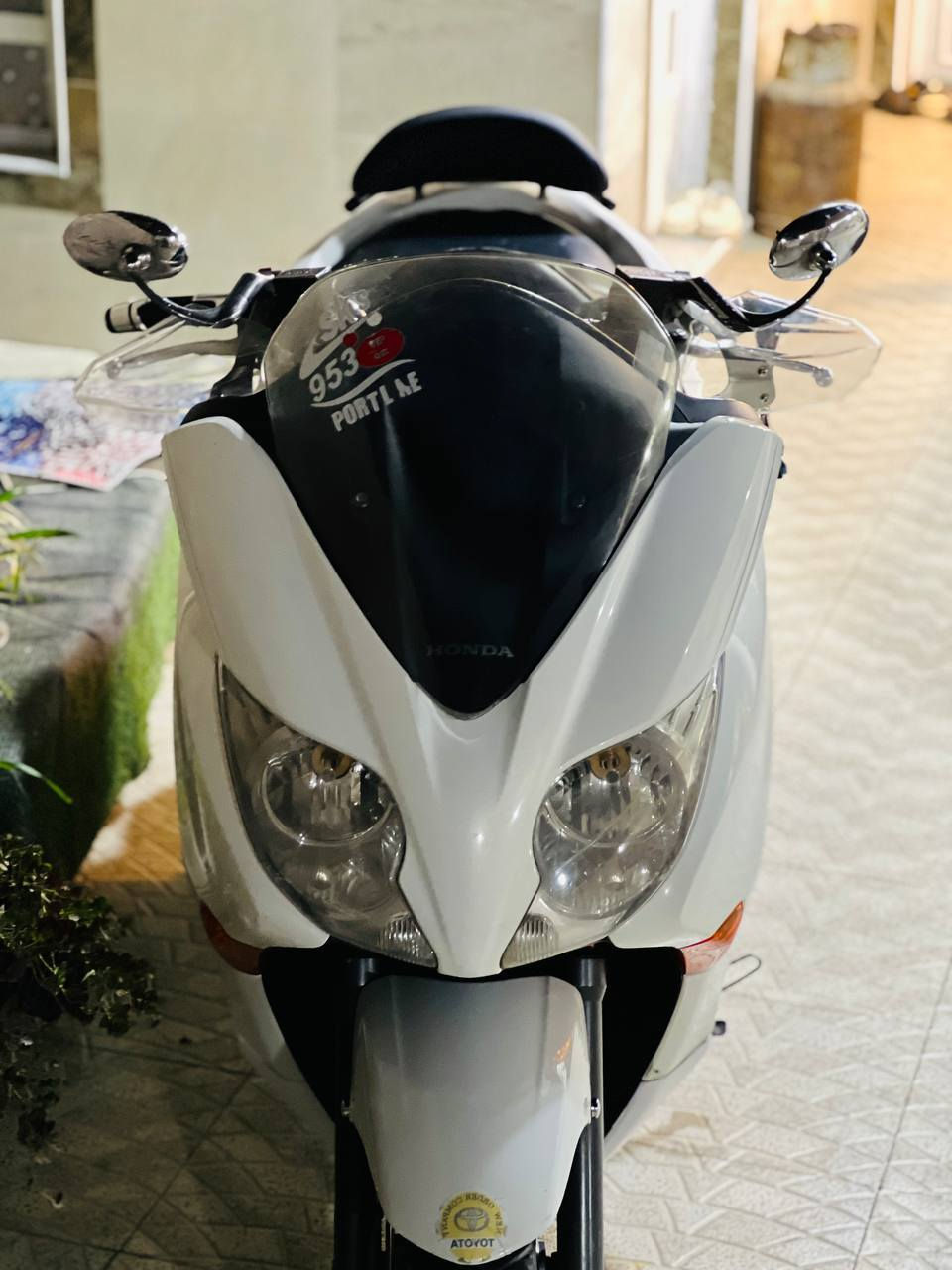 السلام عليكم ورحمة الله وبركاته حبايب فورزة صفر 10 MF للبيع دراجة ماناقصه برغي جاهزة مجهزة ماتصرف عليه درهم واحد سعرها 17 $ وبيه مجال الي حاب هذا رقمي  ***********
