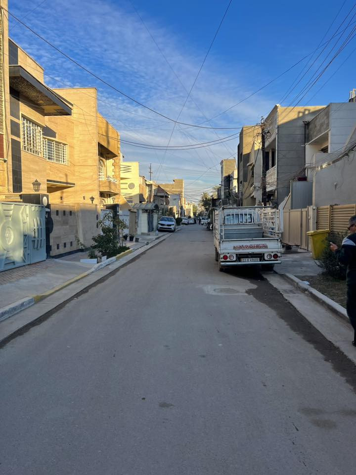 قطعة ارض للبيع 🇮🇶
114 متر
المنصور 👍🏻
حي العربي 
خلف حلويات الخاصكي بفرعين
منطقة سكنية جميلة
واجهه 6 متر 
نزال 19 متر
المساحة الكلية 114 متر
للاتصال : ***********
اتصال مع واتساب
