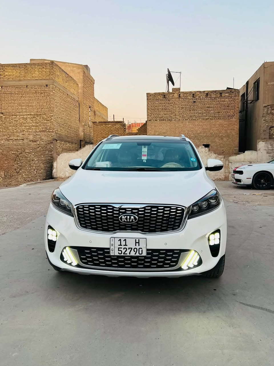 السلام وعليكم اخوان للبيع كيا سورنتو خليجي موديل ٢٠٢٠ جديده كلش بمعنى الكلمه
فول مواصفات لجناي يعرف كلامي 

ما بيها نقص برغي كير مكينه بل كارتون برغي ممفتوح بيها 

على وضع الشركه ماشيه ٨١ حقيقي بدون تصفير 

تخم تاير كامهو الكوري جديد شاده 

صدر بل كارتون نعومه فول 

مكفوله كفاله عامه من اي نقص على وضع الشركه 

مكاني الشعب التواصل ***********

غير متواجد على الفيس وبيع بدون مراوس
