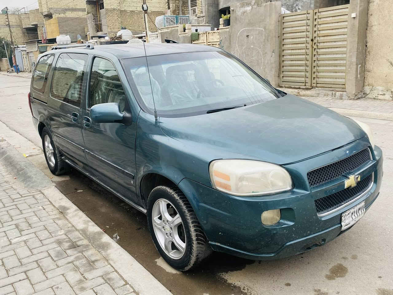 السلام عليكم
للبيع شوفرليت بلاندر 7 راكب موديل 2007 الطويله مو بتره
رقم بغداد صدامي (شرط التحويل)
محرك جديد كير بي صوت بس من يبدل نمره  بس شغال طبيعي مابي خلل 
 مرشوشه كلير  تبريد عاطل الفان شغال وبيهه بعض الملاحضات  مكان السياره بغداد العبيدي شهداءالثانيه  السعر 58 بيها مجال للشراي الهاتف/ ***********
