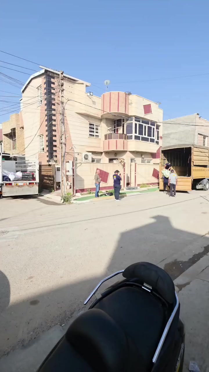 #شركة# الأمان# للنقل الأثاث المنزلي والبضائع 
واتساب واتصال ***********
واتساب واتصال ***********
💯

1:*"يوجد سيارات مخصصه للنقل 🚚🚚
2:*"يوجد عمال متخصصين بنقل الاثاث 👨‍🔧👨‍🔧🧑‍🔧🧑‍🔧
3:*'يوجد كادر اختصاص بفتح وشد الغرف بكل انواعها العراقي 🇮🇶 والتركي 🇹🇷 والماليزي 🇲🇾🔨
4:*"يوجد كادر متخصص بفتح وشد السبالت  والكاونترات الخ من  المنزل🪛
5:*"يوجد وصول لمحافضات العراق كافة 
6:*"عملية النقل بالكامل لاتتجاوز 24ساعه فقط ✈️ ✈️ ✈️
*" (نغلفلك الاغراض بكراتين وشلفان مخصص للملابس🙅)*"

العنوان :( بغداد الوزيريه خلف مسرح الطليعة)#
