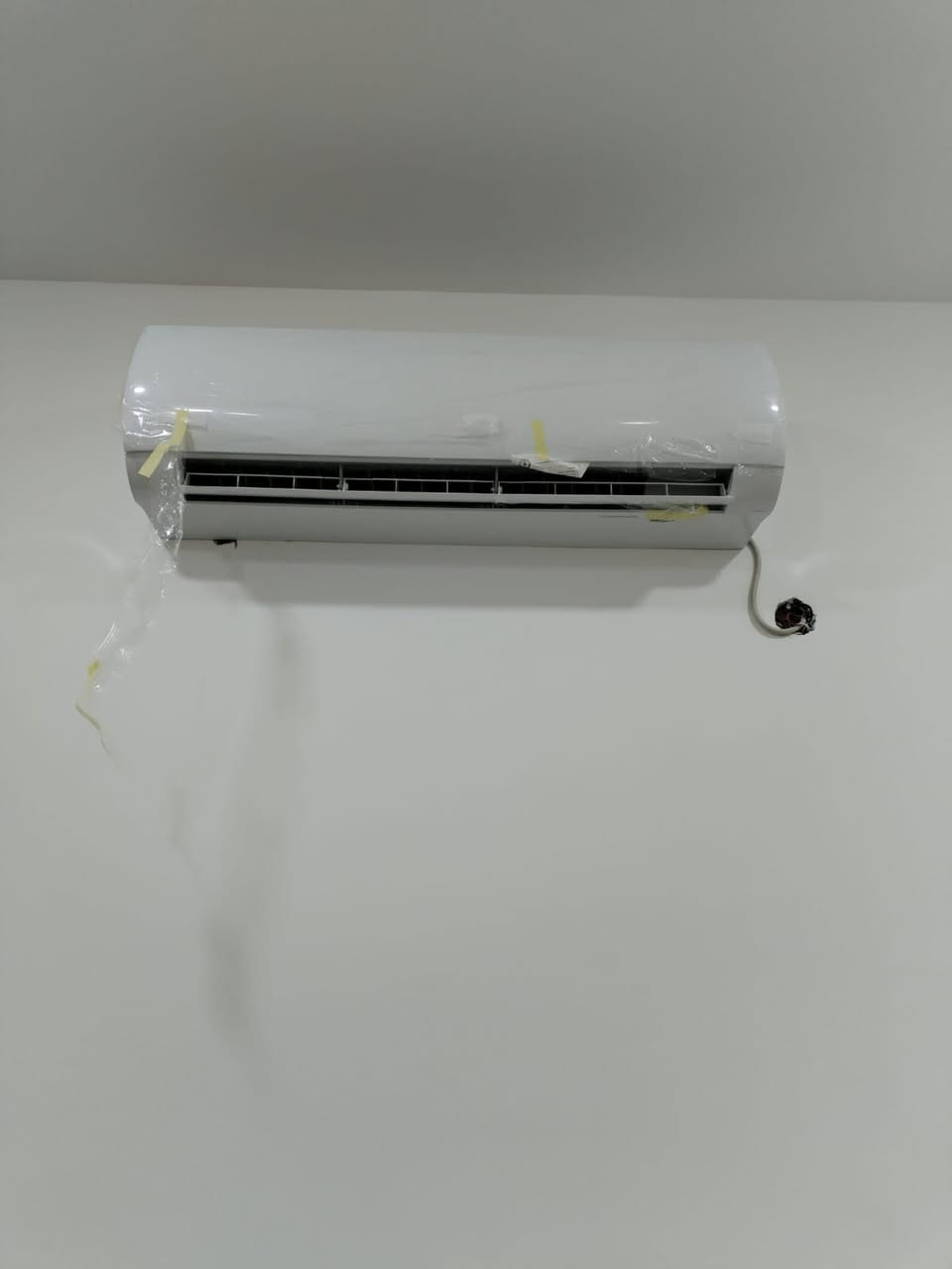 ورشه تبريد الأخوين في الكوت 
*صيانه جميع سبالت  (موقعي)
*🛠️❄️تنصيب وفتح جميع  سبالت❄️
تنضيف وغسل وادامه جميع سبالت 🛠️ *
*❄️شحن غاز اصلي وبضمان حقيقي ❄️
*⚙️يوجد كافه الادوات الاحتياطيه وبضمان
#ابو مهدي ***********
        علي  ***********
يوجد سبالت للبيع
ونتشري المستخدم او العاطل
